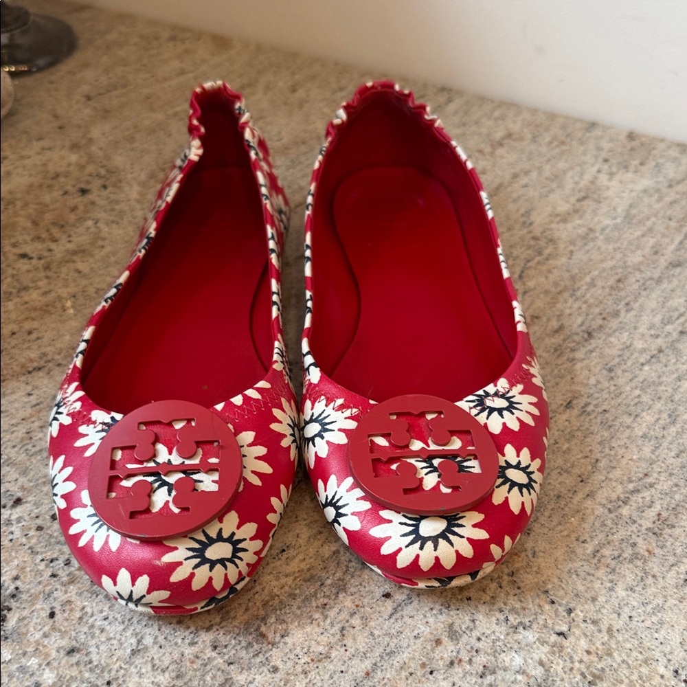 Tory Burch Red and White Floral Flats